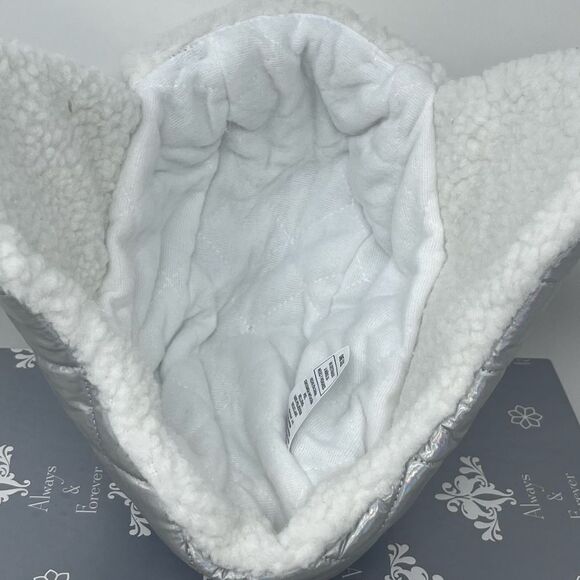 Swiss Tech Silver Irredentist Trapper Hat NWT - Picture 6 of 10